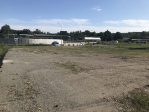 Emplacement du futur parc au sol citoyen de la Favarelle à Carmaux